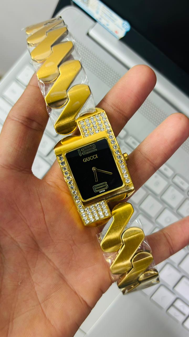 Gucci Chemin Des Tourelles Black Dial Watch For Men's