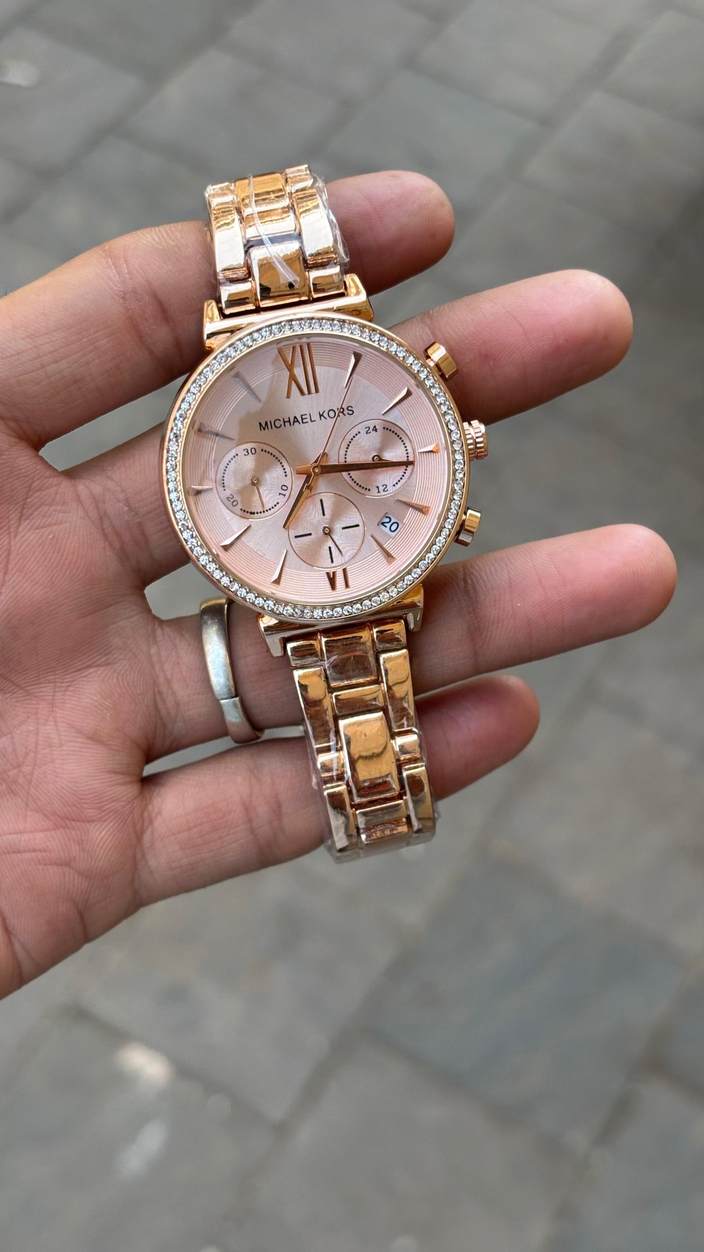 Michael kors Chronograph Rose Gold Dial Metal Belt Women's Watch