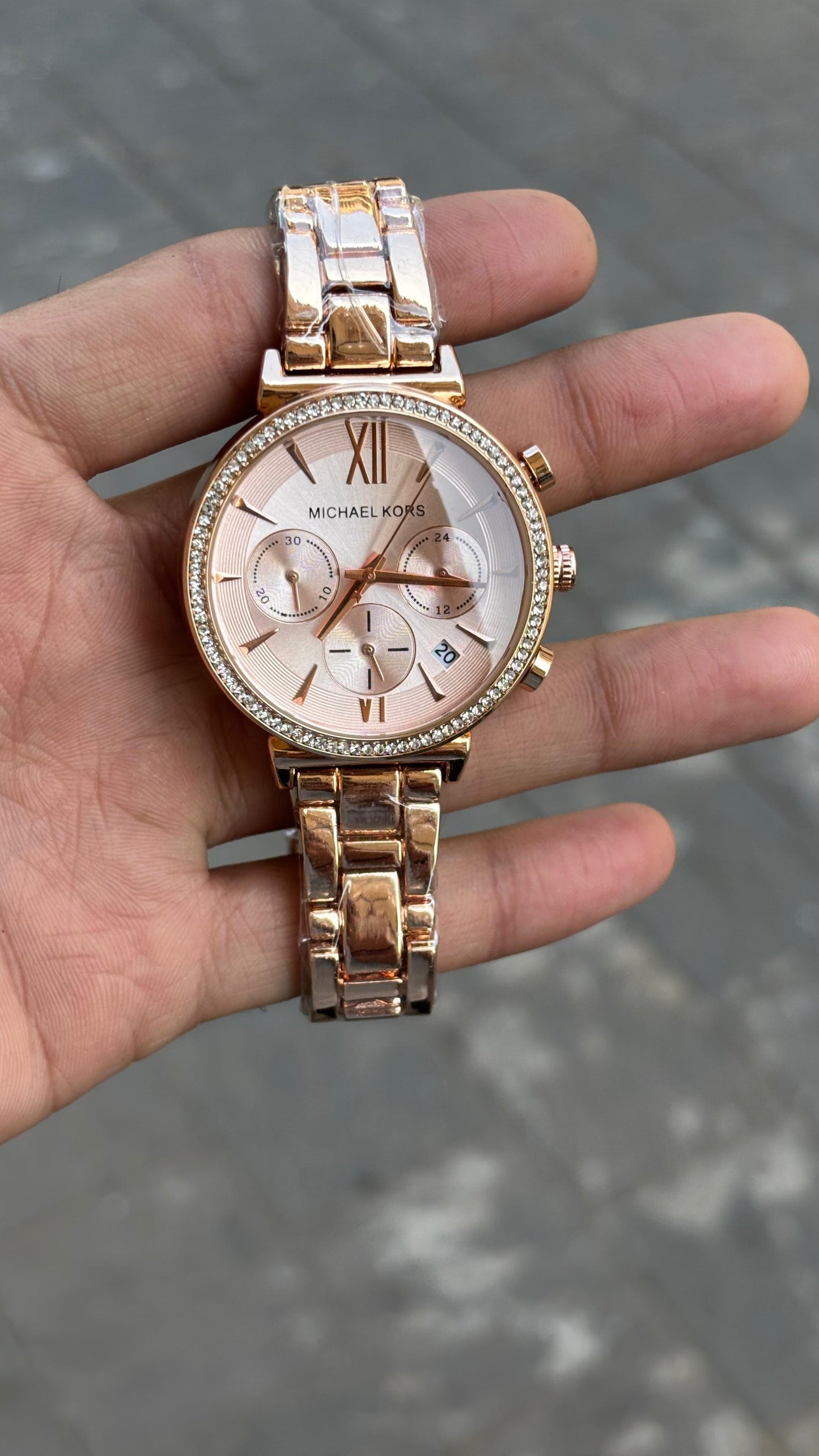 Michael kors Chronograph Rose Gold Dial Metal Belt Women's Watch