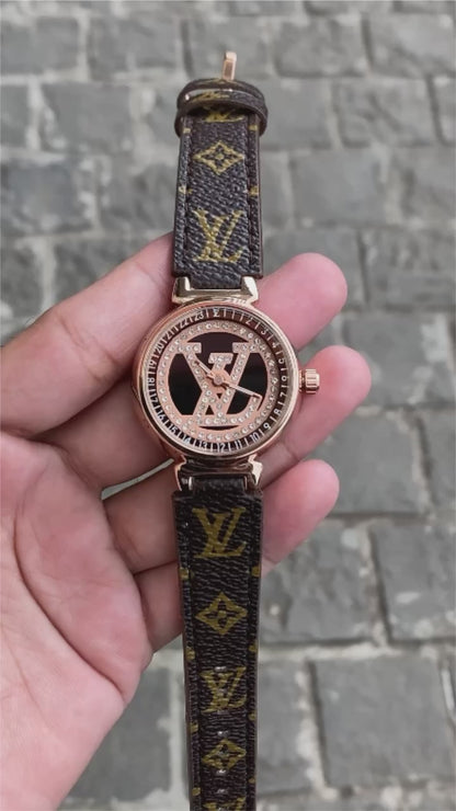 Louis vuitton Premium Leather Belt Watch For Her